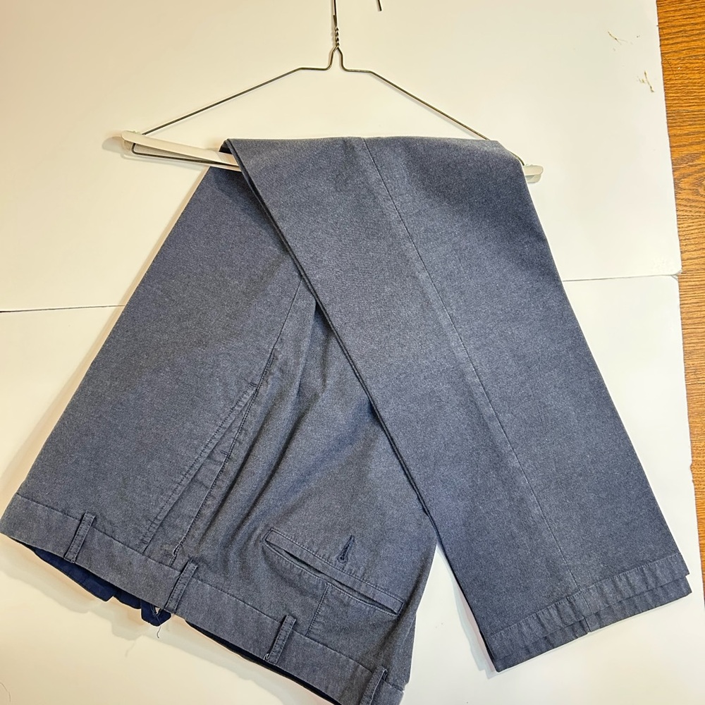 Neiman Marcus Men's Grey Trousers 42x32